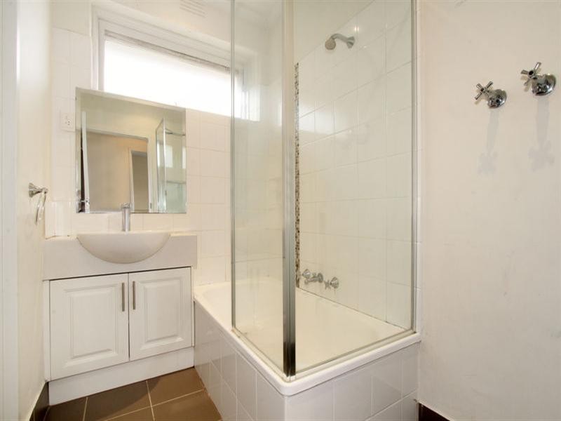 4/164 Leila Road, Carnegie VIC 3163