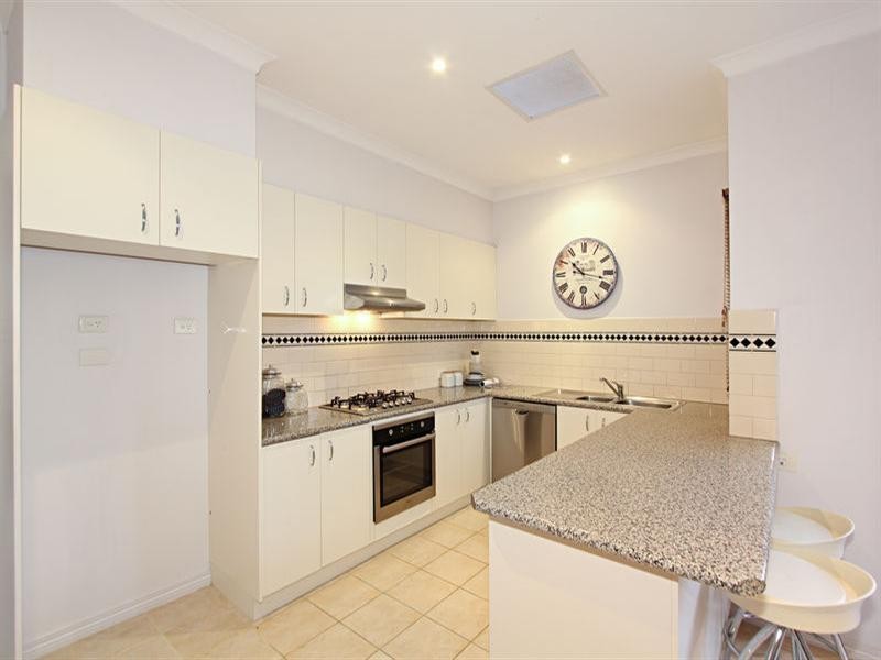 1/1260 Dandenong Road, Murrumbeena VIC 3163