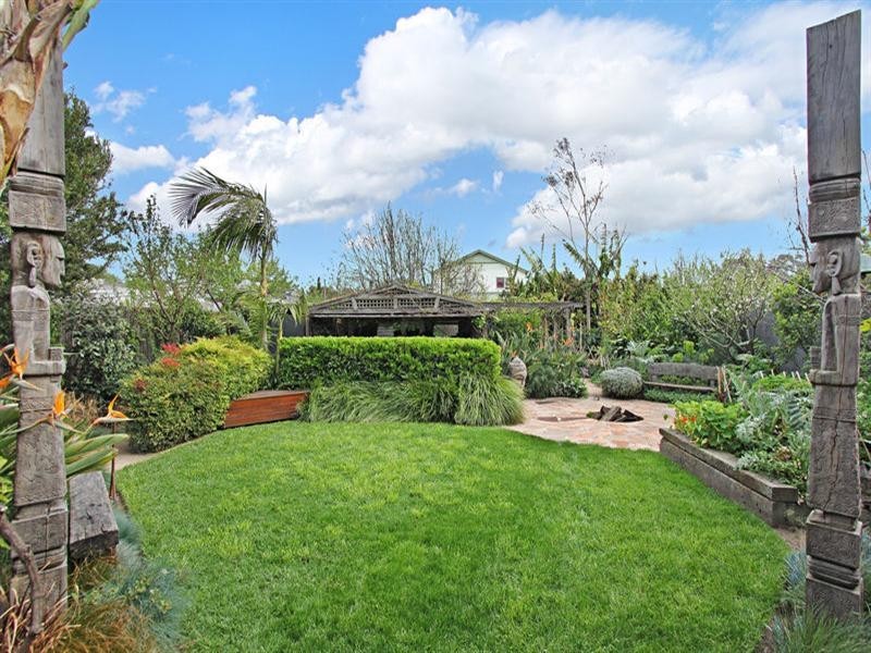9 Camden Road, Hughesdale VIC 3166