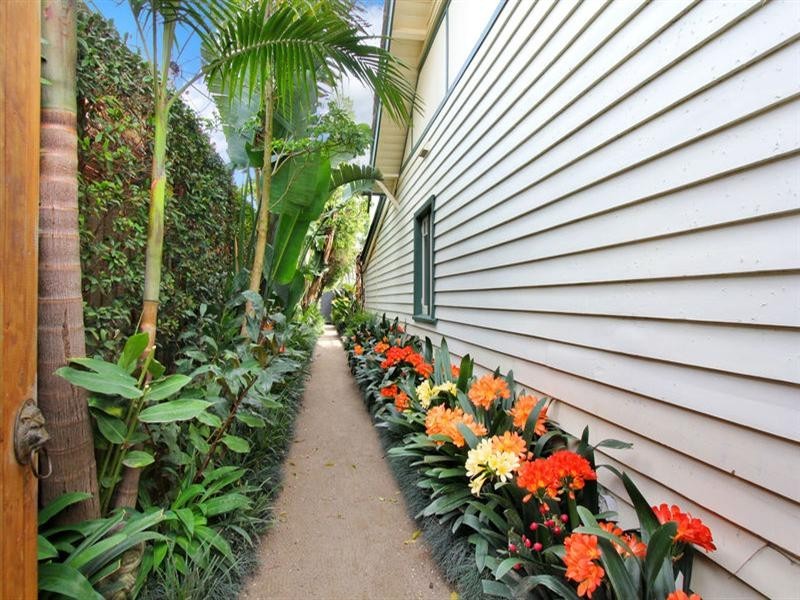 9 Camden Road, Hughesdale VIC 3166