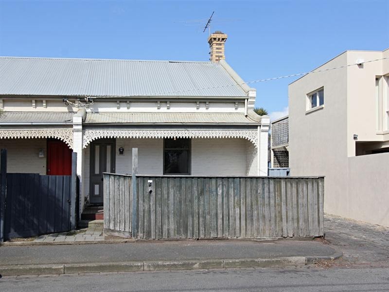 2 Thomas Street South, Windsor VIC 3181