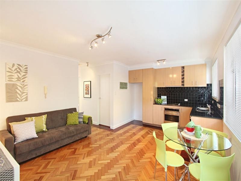 4/15 Sydney Street, Murrumbeena VIC 3163