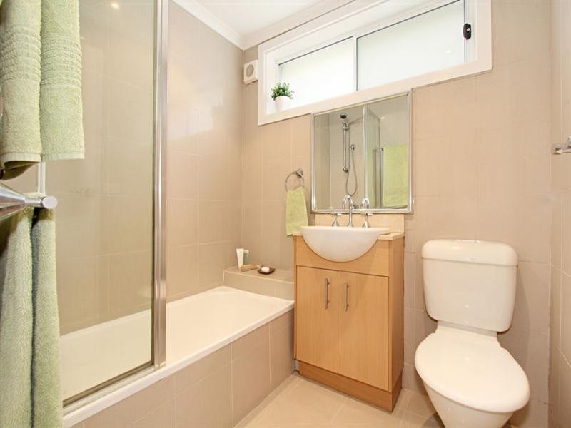 4/15 Sydney Street, Murrumbeena VIC 3163