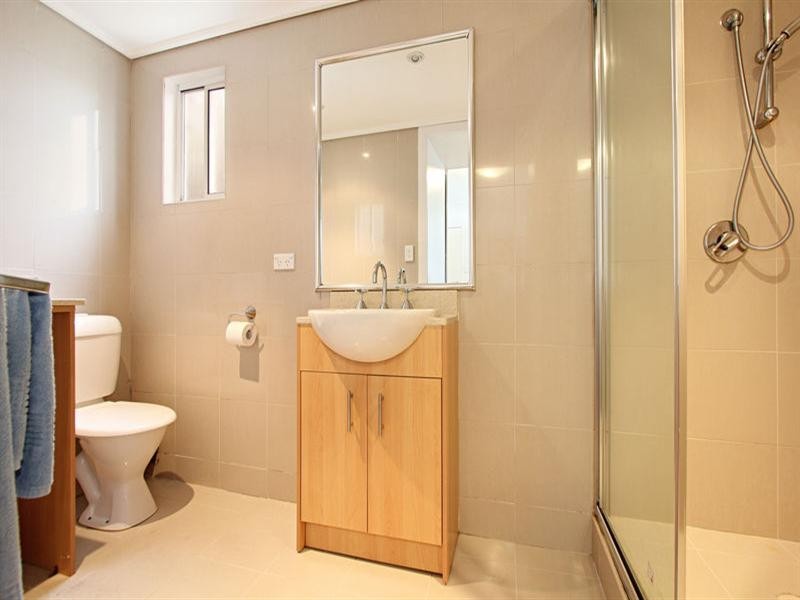 4/15 Sydney Street, Murrumbeena VIC 3163