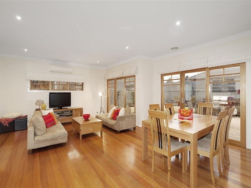 3/3 Merric Lane, Carnegie VIC 3163