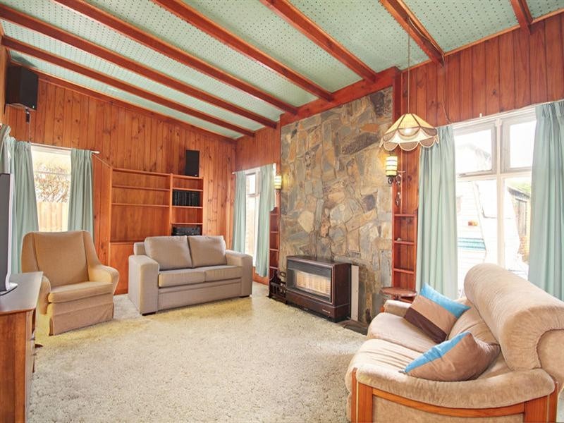 26 Atkinson Street, Murrumbeena VIC 3163