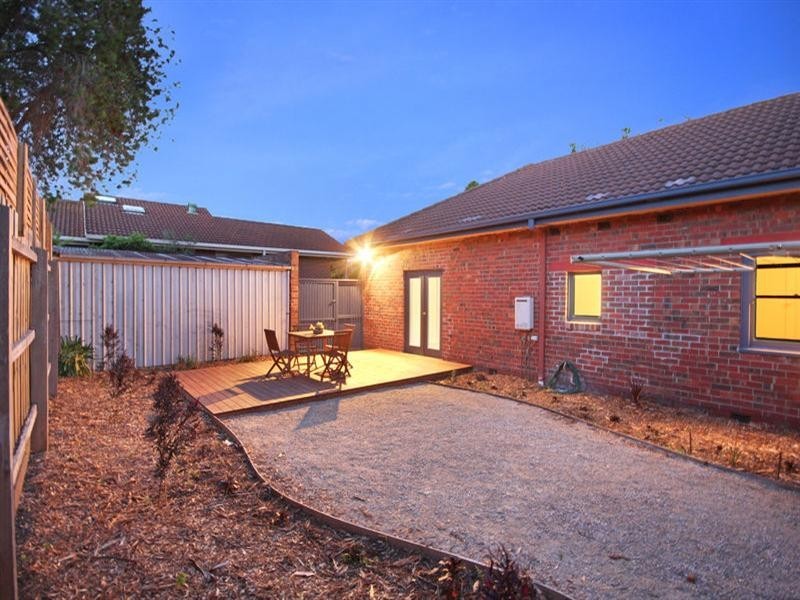 3 St Huberts Road, Carnegie VIC 3163