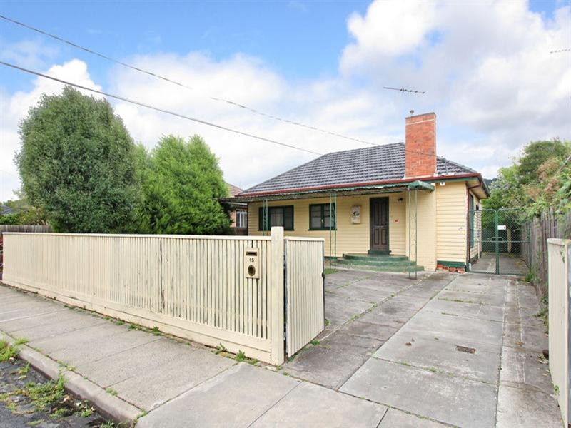 45 McLaurin Road, Carnegie VIC 3163