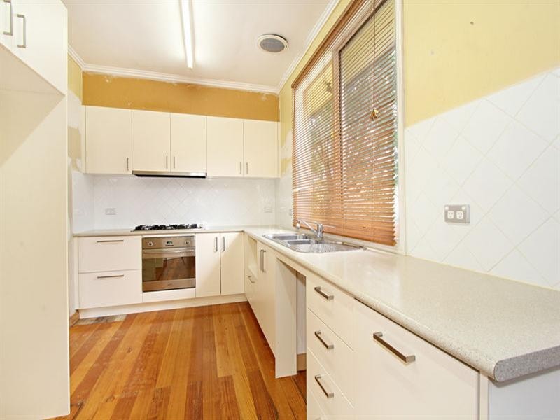 45 McLaurin Road, Carnegie VIC 3163