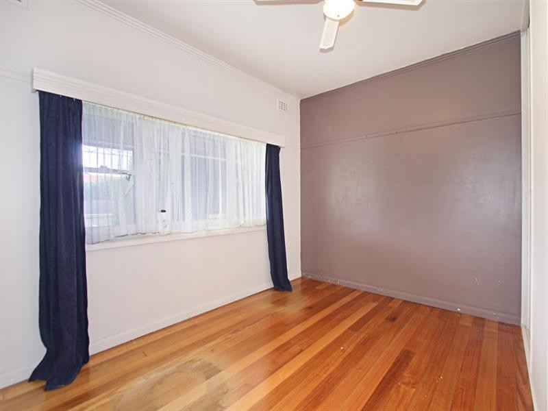 45 McLaurin Road, Carnegie VIC 3163