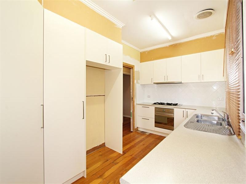 45 McLaurin Road, Carnegie VIC 3163