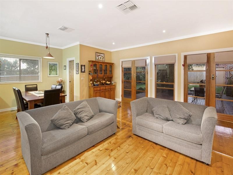 33 Manton Road, Clayton VIC 3168