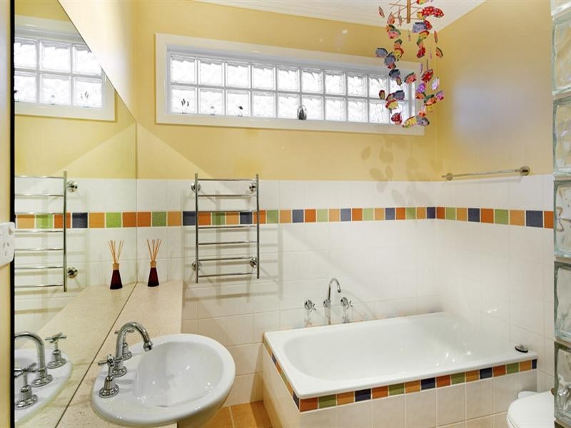 33 Manton Road, Clayton VIC 3168