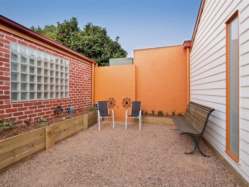 33 Manton Road, Clayton VIC 3168