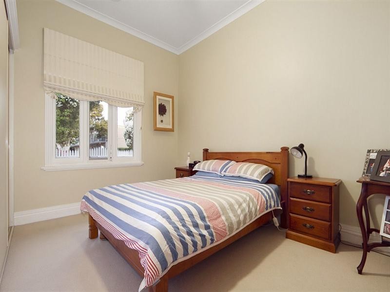 4 Truganini Road, Carnegie VIC 3163