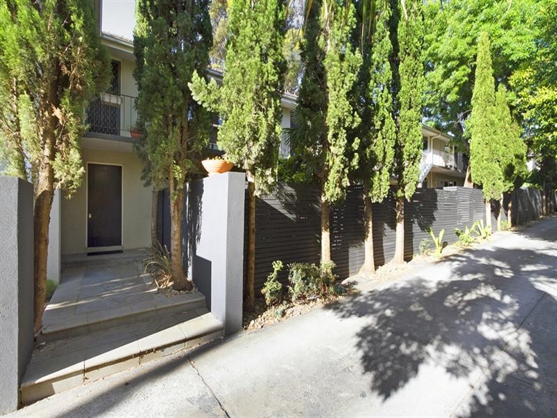 16/1 Kitmont Street, Murrumbeena VIC 3163