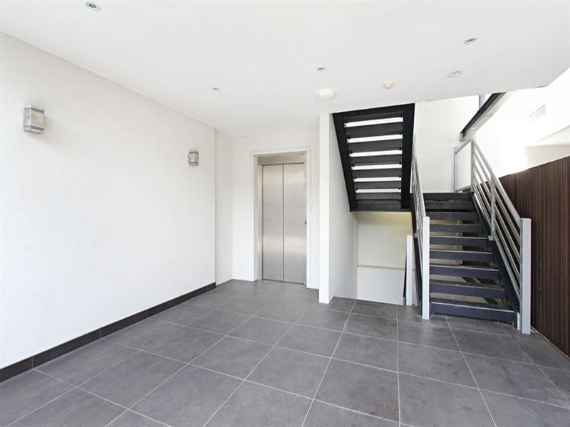 2/51-53 Murrumbeena Road, Murrumbeena VIC 3163