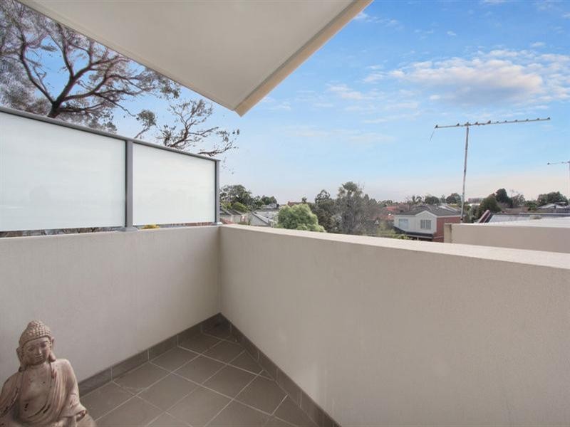 8/109 Grange Road, Carnegie VIC 3163