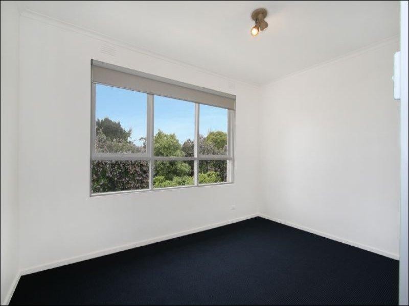 6/2 Tattenham Street, Caulfield East VIC 3145