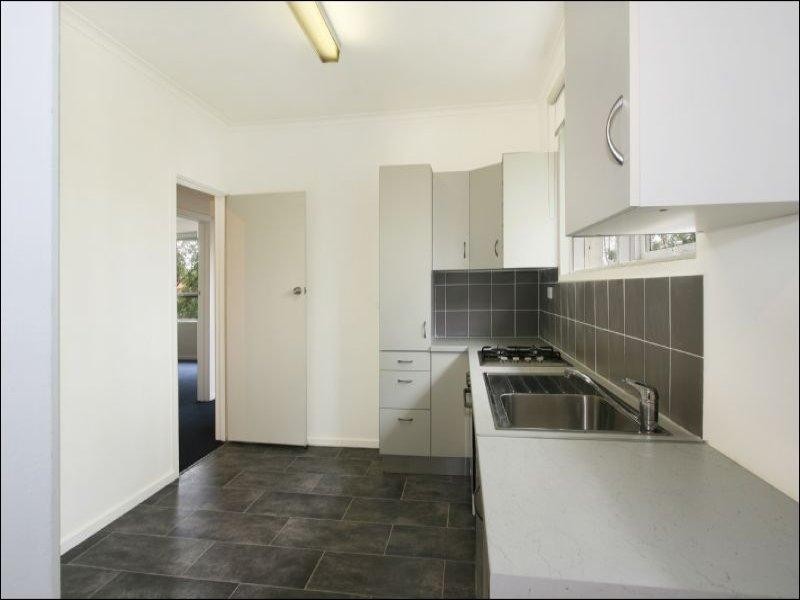 6/2 Tattenham Street, Caulfield East VIC 3145