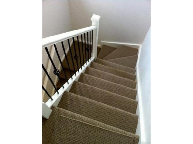 2/11 Surrey Crescent, Oakleigh East VIC 3166