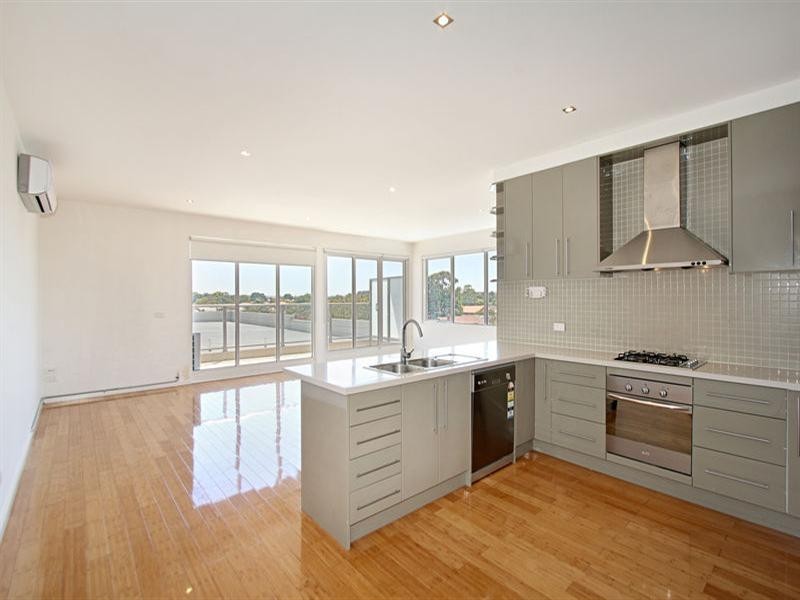 31/50 Poath Road, Hughesdale VIC 3166