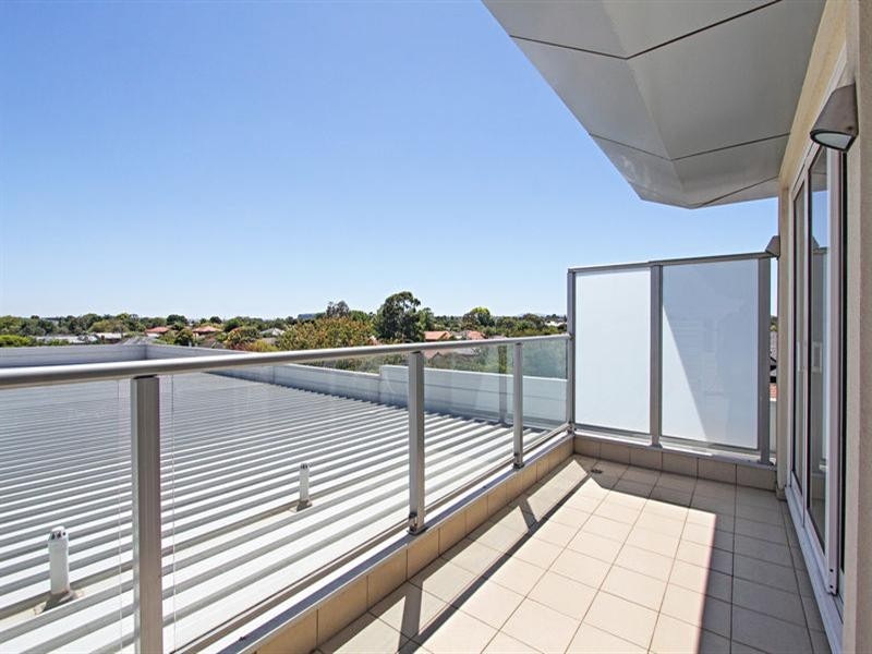 31/50 Poath Road, Hughesdale VIC 3166