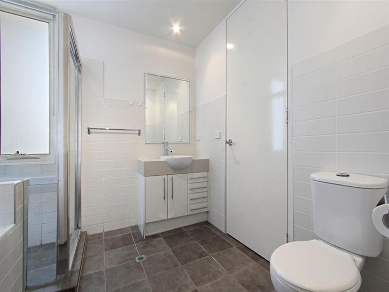 31/50 Poath Road, Hughesdale VIC 3166