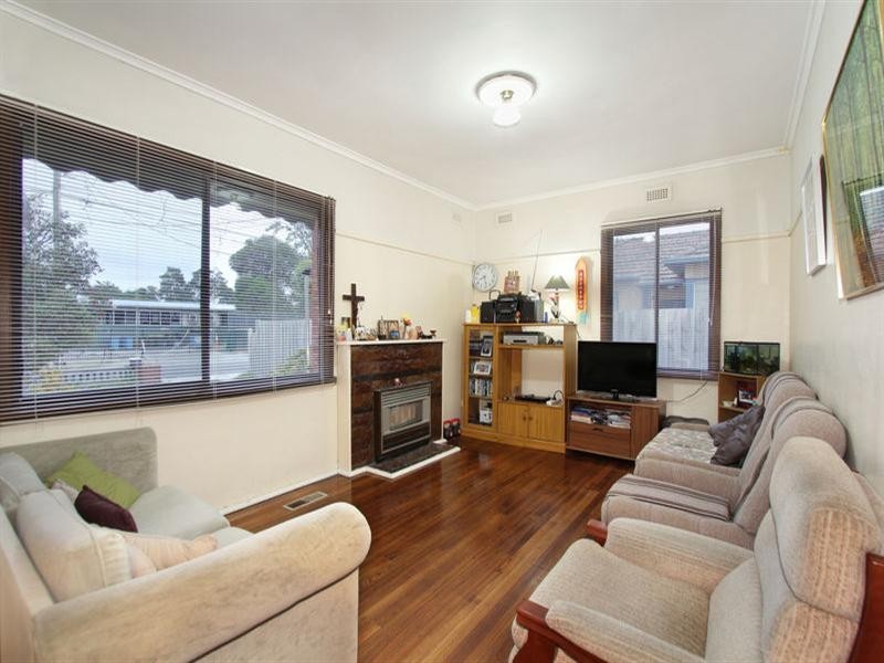 12 Austin Street, Hughesdale VIC 3166