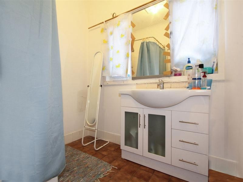 12 Austin Street, Hughesdale VIC 3166