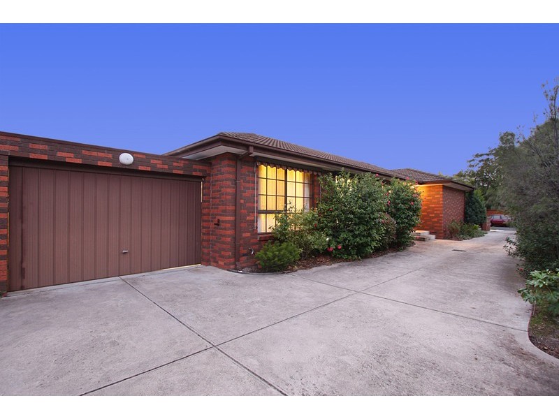 1/4 Melton Avenue, Carnegie VIC 3163