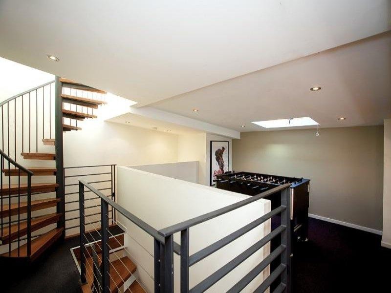 11/92 Waverley Road, Malvern East VIC 3145