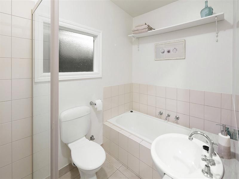 19 Cosy Gum Road, Carnegie VIC 3163