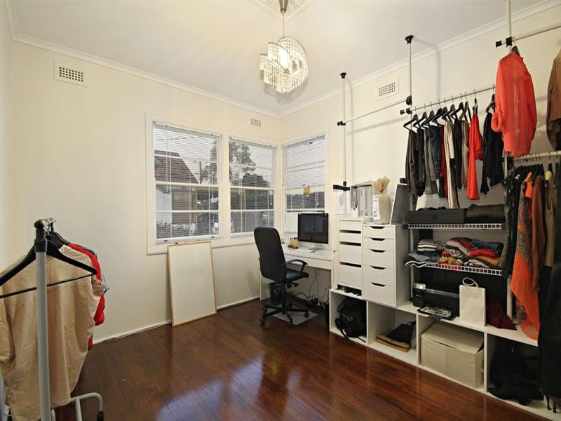 1051 North Road, Hughesdale VIC 3166