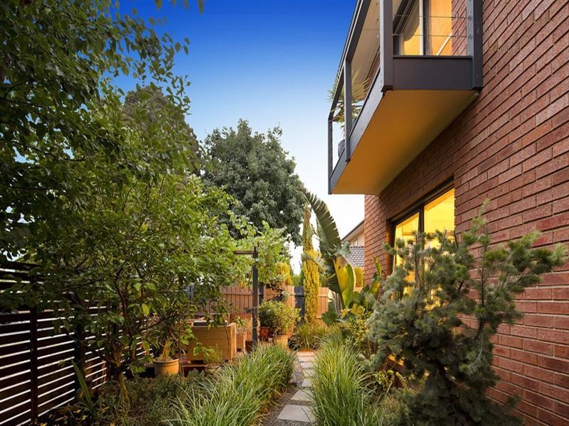 1/30 Mimosa Road, Carnegie VIC 3163