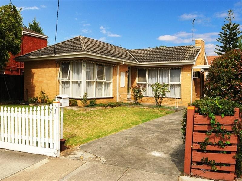 21 Railway Road, Carnegie VIC 3163