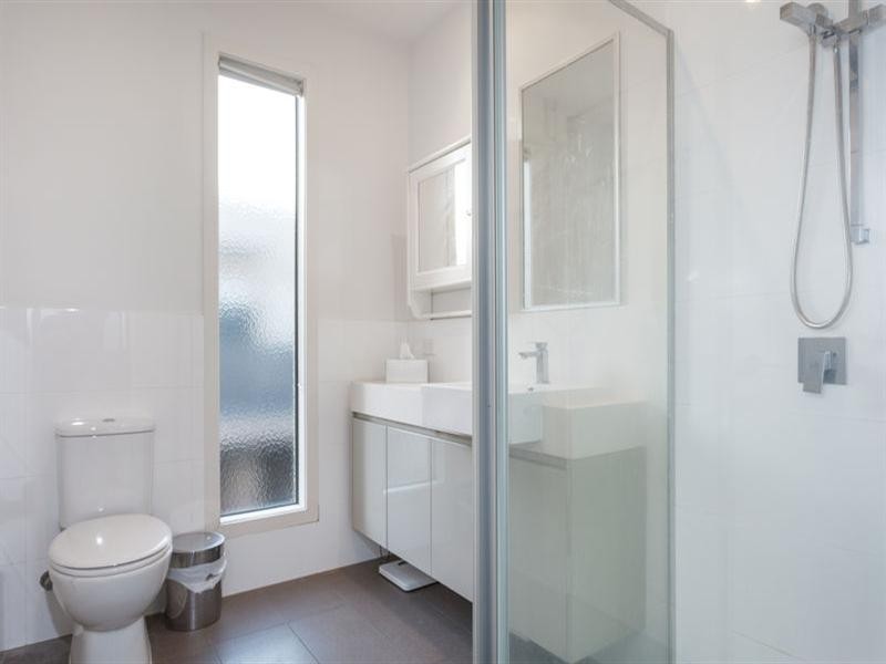 11/250 Neerim Road, Carnegie VIC 3163