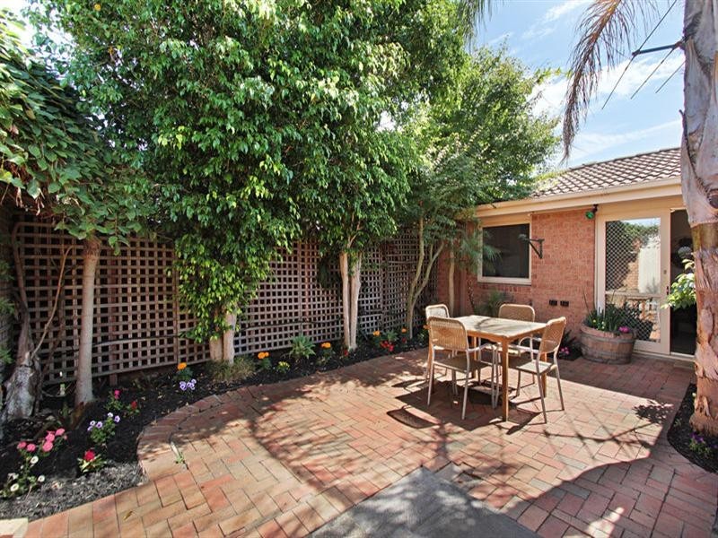 2/43 Kangaroo Road, Murrumbeena VIC 3163