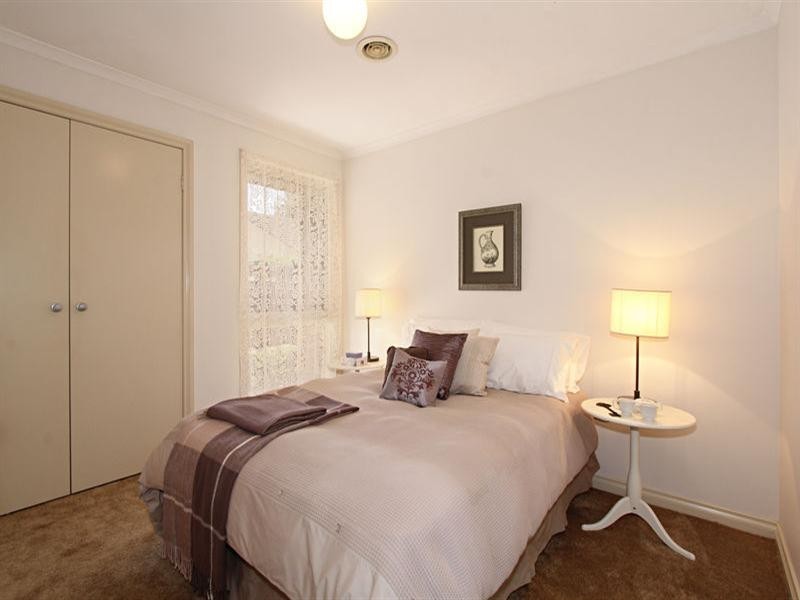 2/43 Kangaroo Road, Murrumbeena VIC 3163