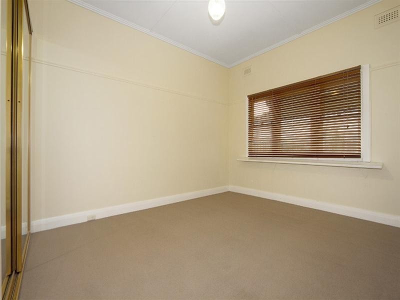 76 Oakleigh Road, Carnegie VIC 3163