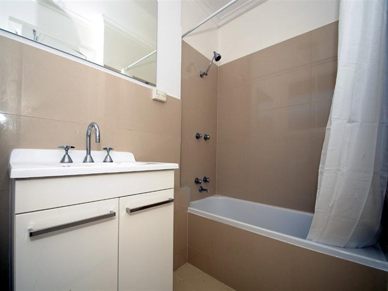 13/46 Alexandra Sreet, St Kilda East VIC 3183