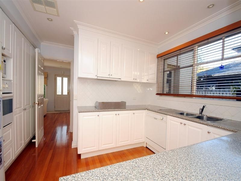 14 Barrington Street, Bentleigh East VIC 3165