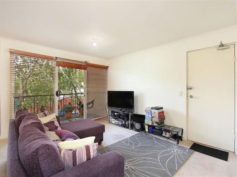 16/5 Warley Road, Malvern East VIC 3145
