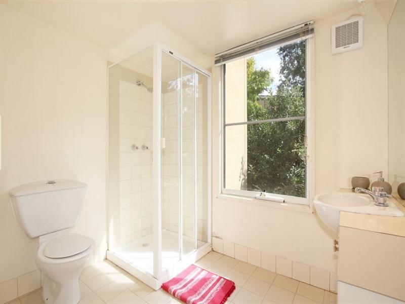 16/5 Warley Road, Malvern East VIC 3145