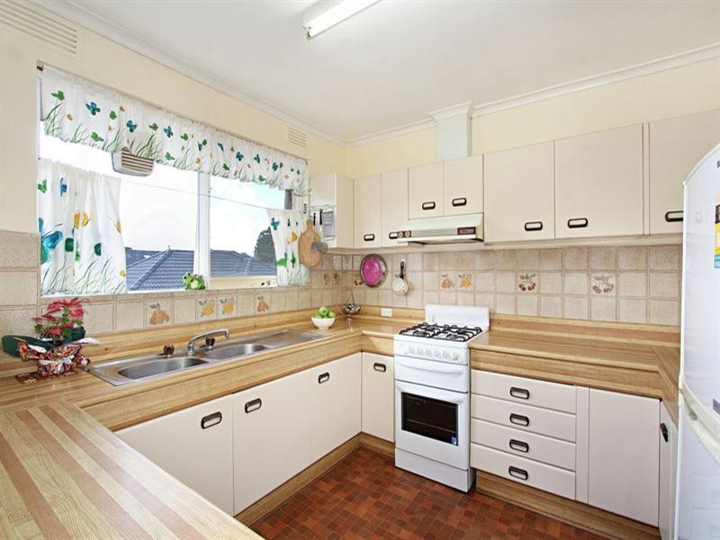 11/27 Lillimur Road, Ormond VIC 3204