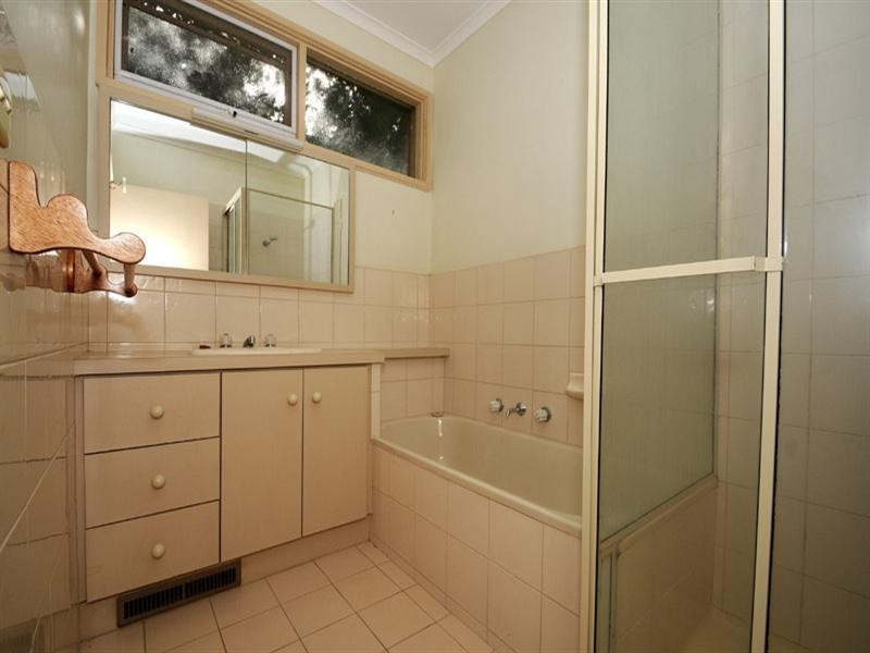 4/30 Rosella Street, Murrumbeena VIC 3163