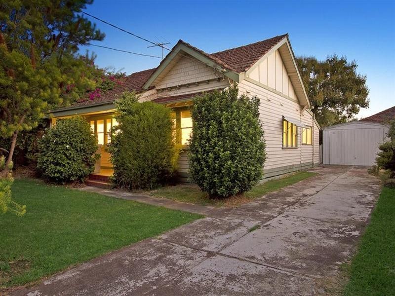 76 Oakleigh Road, Carnegie VIC 3163