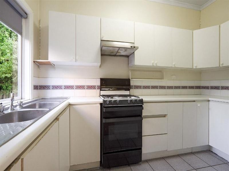 76 Oakleigh Road, Carnegie VIC 3163