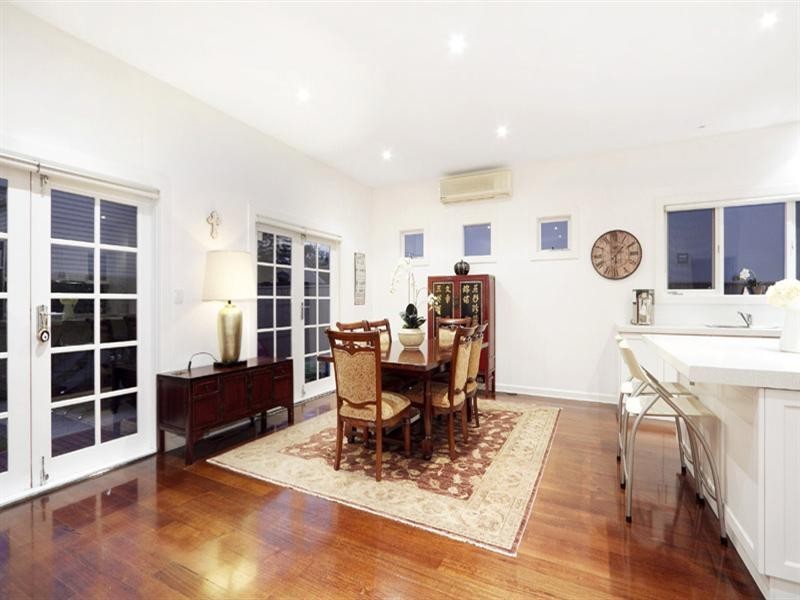 18 Mile End Road, Carnegie VIC 3163