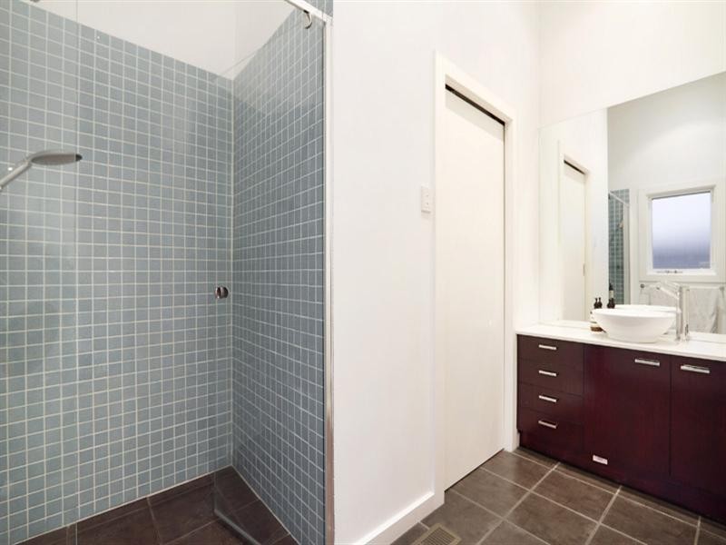 18 Mile End Road, Carnegie VIC 3163